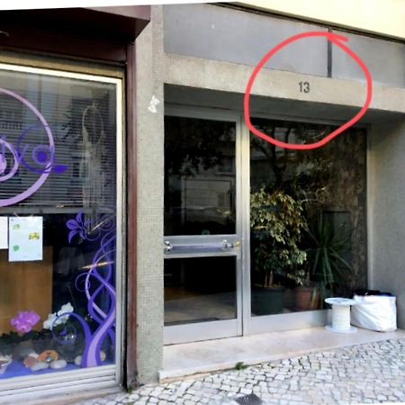 Gaze Out At The City In A Retro-Chic Getaway Lisboa Ngoại thất bức ảnh